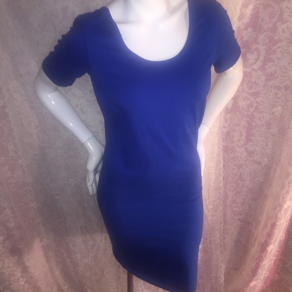 Dress - Picture 3 of 4